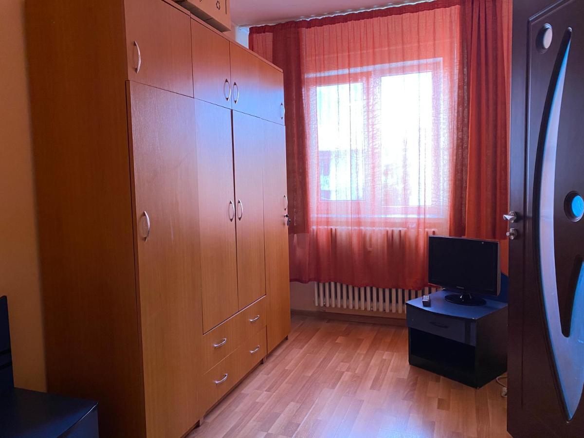 Cozy Apartments Bacau Luaran gambar