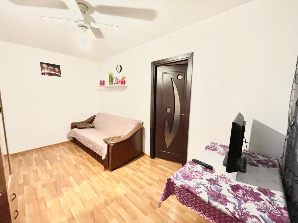 Cozy Apartments Bacau Luaran gambar